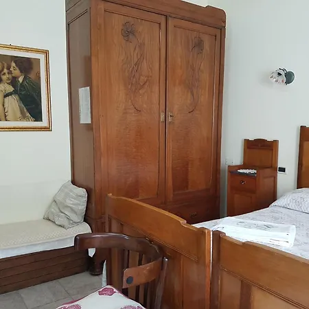 Guest house Da Agnese Locazioni Brevi 2*