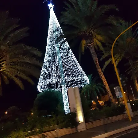 Da Agnese Locazioni Brevi 게스트하우스 3*