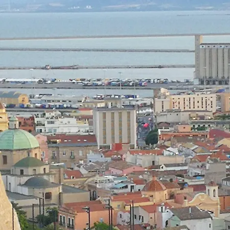 게스트하우스 Da Agnese Locazioni Brevi 칼리아리